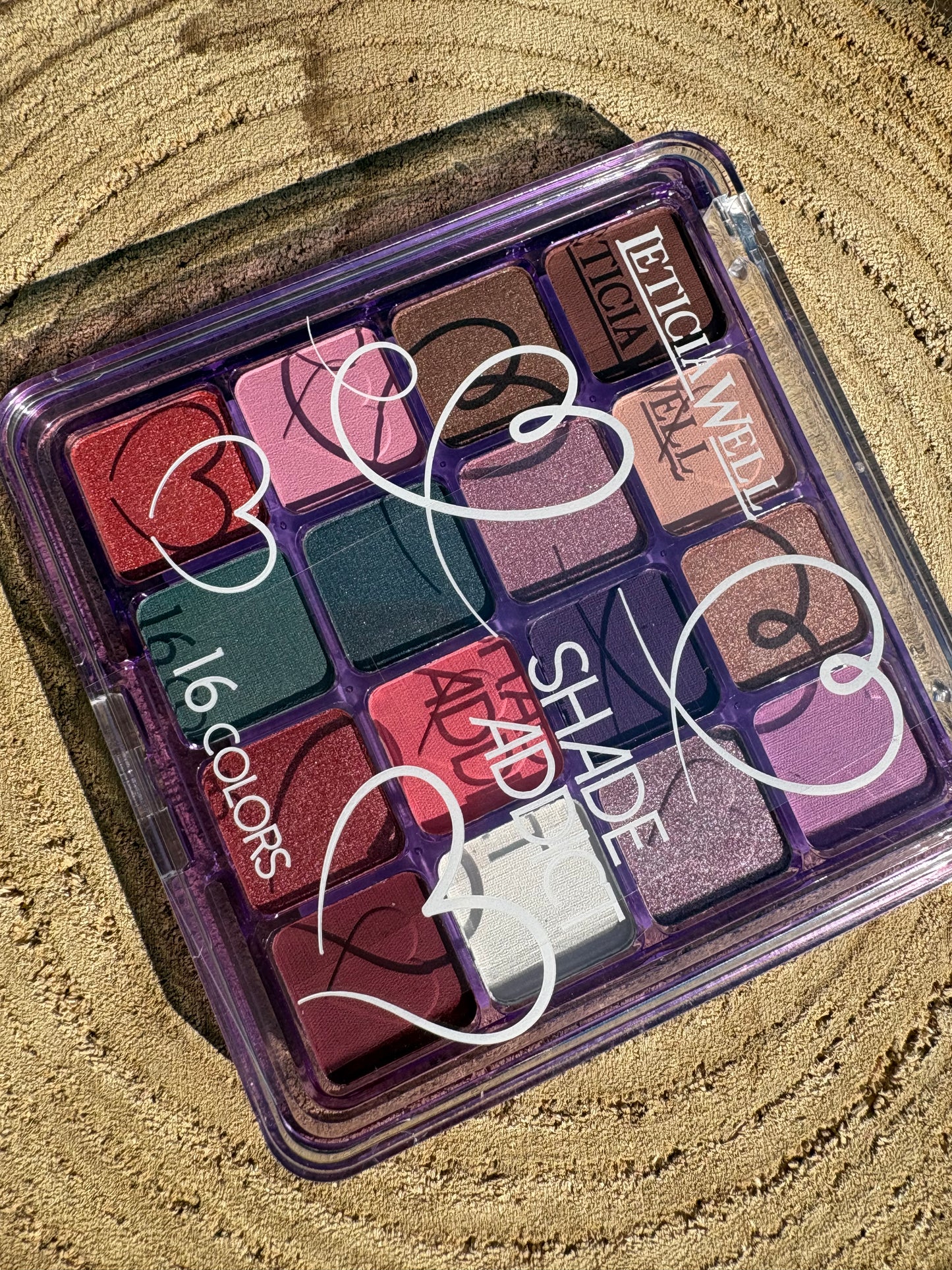 Palette fard pour les yeux rose violet